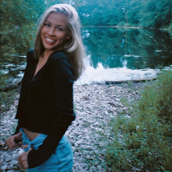 Meet your Posher, Sophia - Picture 1 of 1